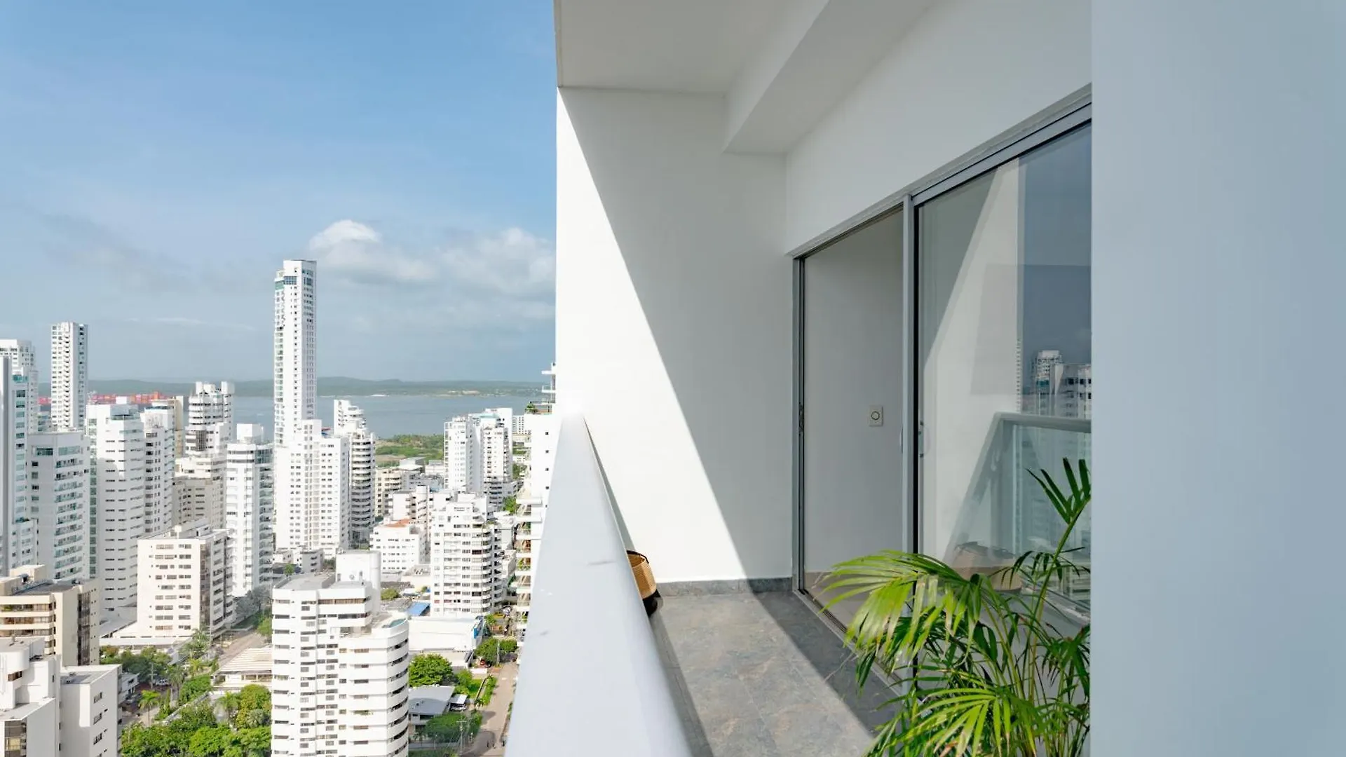 3Bd Condo-Amazing View-Modern Apt-Luxury Building Cartagena 0*,  Colombia