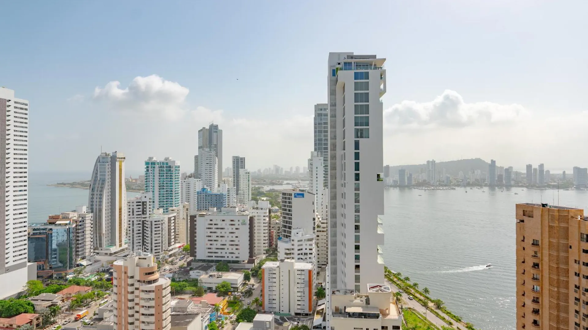 3Bd Condo-Amazing View-Modern Apt-Luxury Building Cartagena