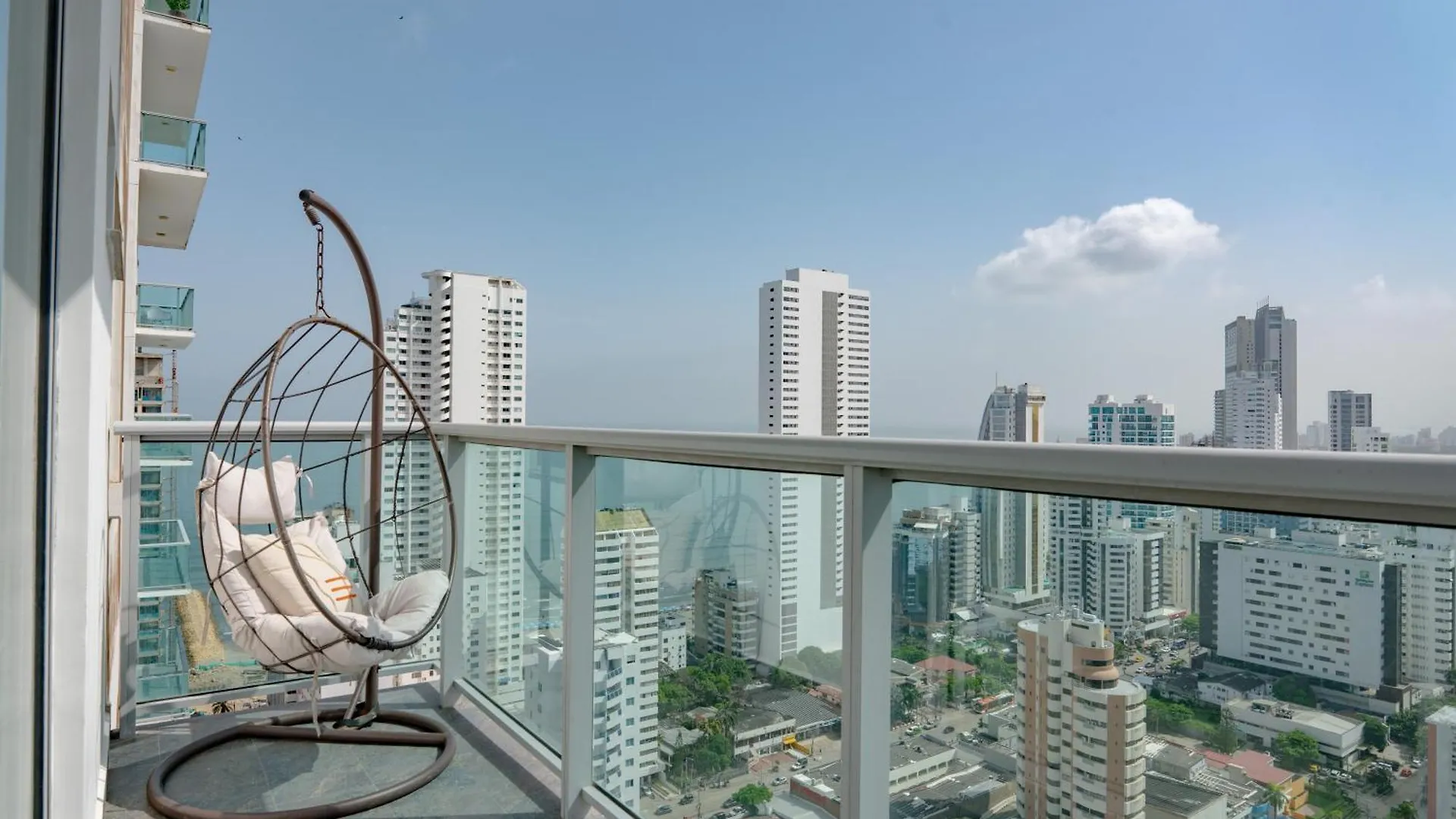 3Bd Condo-Amazing View-Modern Apt-Luxury Building contacts